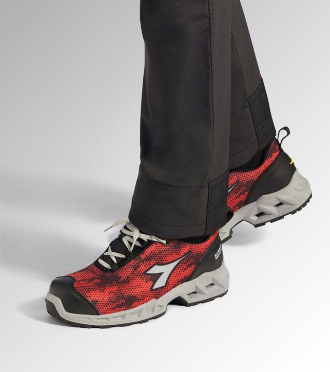 SHARK SI LOW S1PS FO SR SC ESD